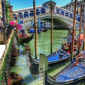 https://alloggio-rialto-view.hotelslidodijesolo.com